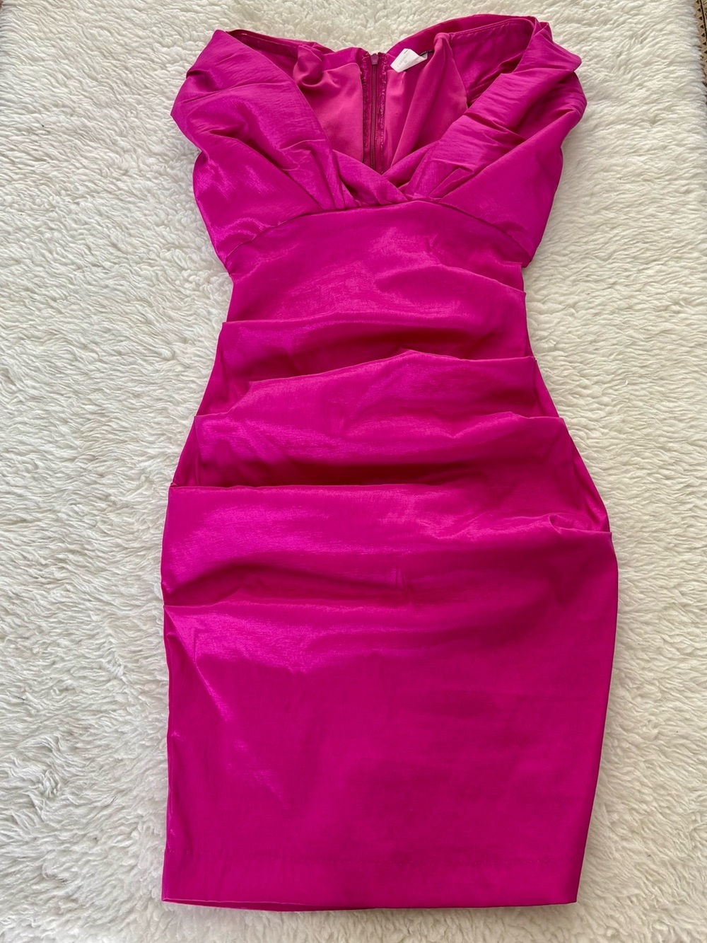 Va Va Voom Vintage Fuchsia Shiny Bodycon - Elegant Long  Evening Dress size M